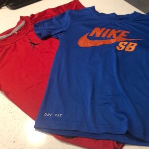 Nike Sri fit boys shirts size S